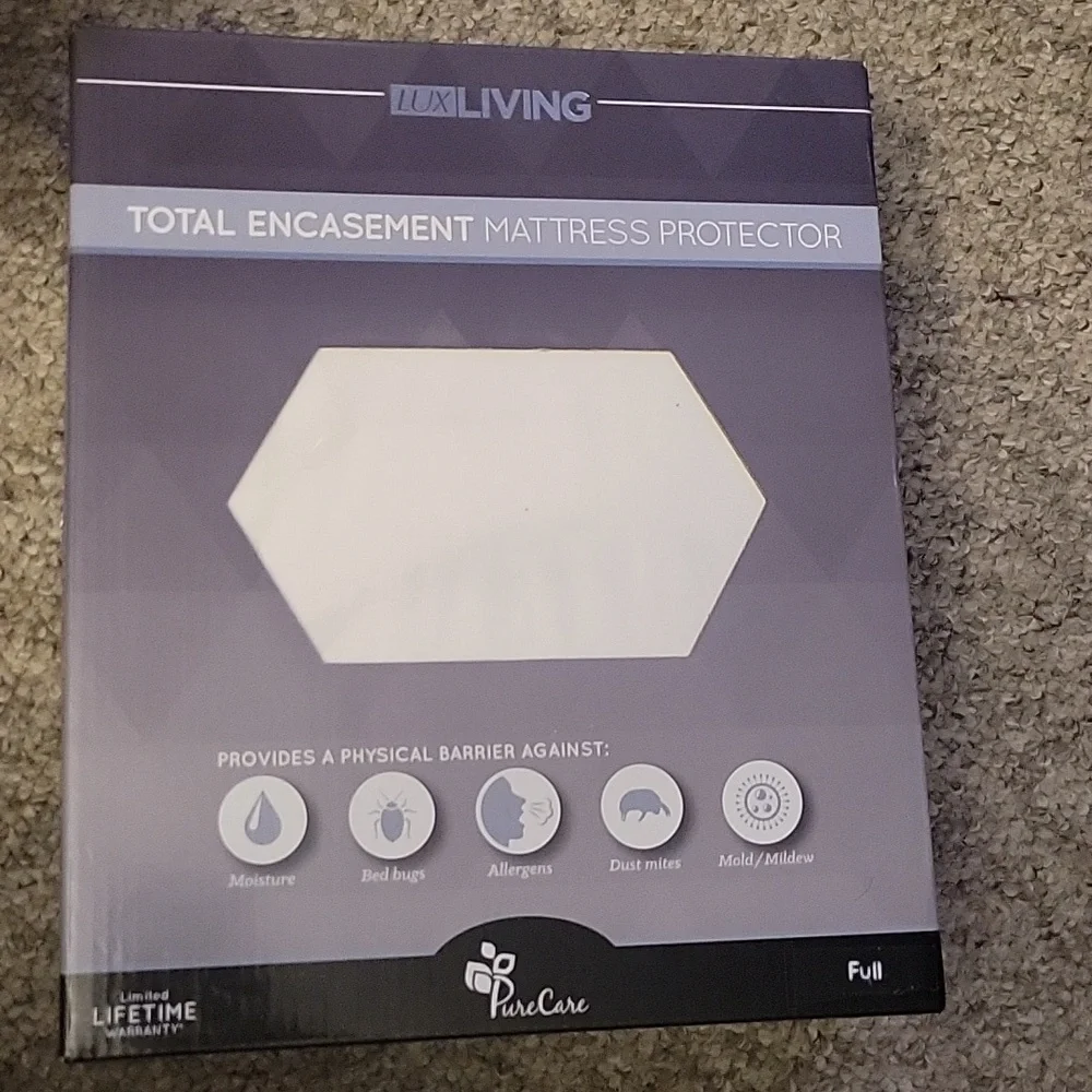 LuxLiving Total Encasement Mattress Protector Full Size